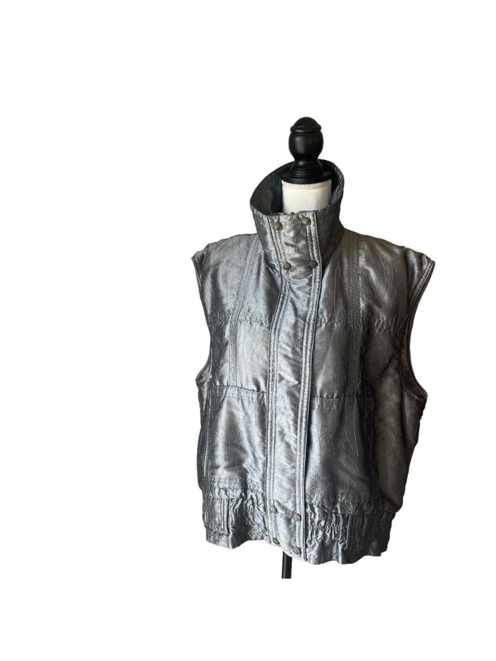 Skea Metallic Silver Sky Vest Size 6